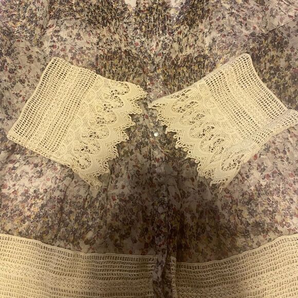 Sundance Sheer Floral Crochet Embroidered Hem Blouse Size Medium NWOT - Picture 4 of 11